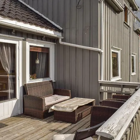 Four Bedroom Holiday In Semesterbostad *